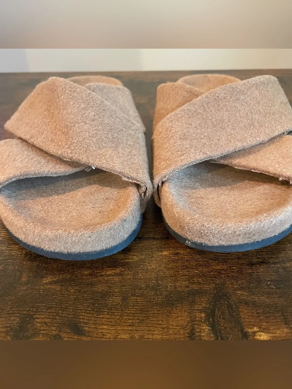 Jenni Kayne Crossover Slide Sandals Taupe Brown Felt Minimalist Women’s Size 38